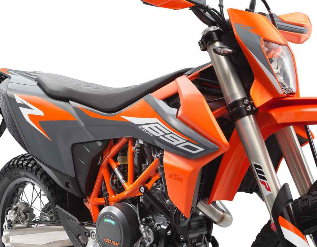 Ktm Unveils Updated 690 Enduro R For 21 Adv Pulse