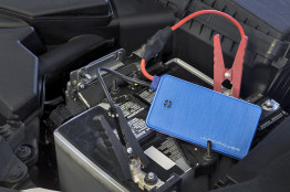Juno Power Jumpr External Battery Charger