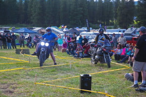 Iain Glynn and Darryl VanNieuwenhuise in a slow race