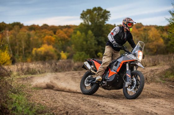 Rade Garage Launches KTM 790/890 Rally Kit With Rear Tank Option - ADV ...