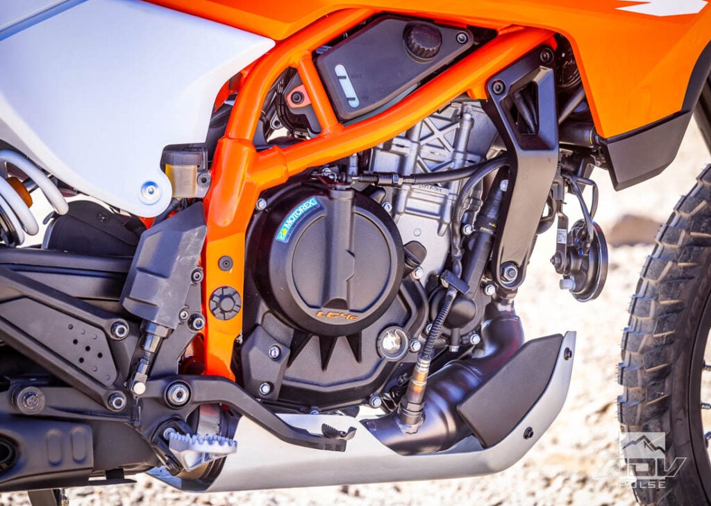 2025 KTM 390 Enduro R LC4c engine