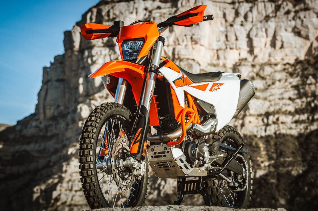 KTM 690 Enduro R bodywork