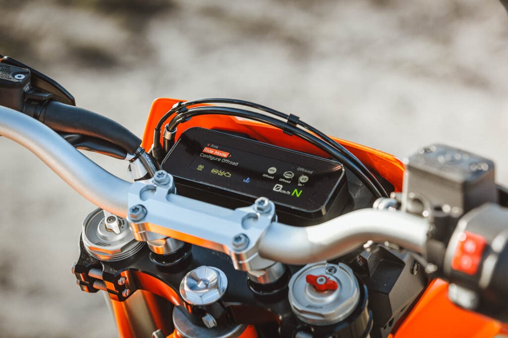 KTM 690 Enduro R Color TFT Display