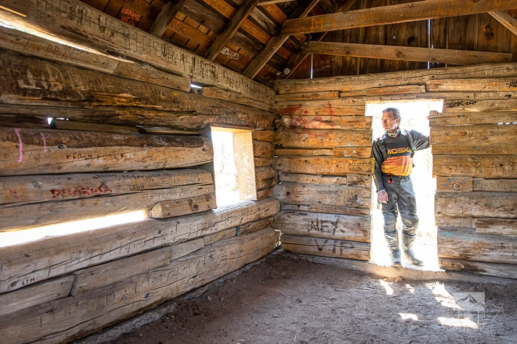 Belleville Cabin