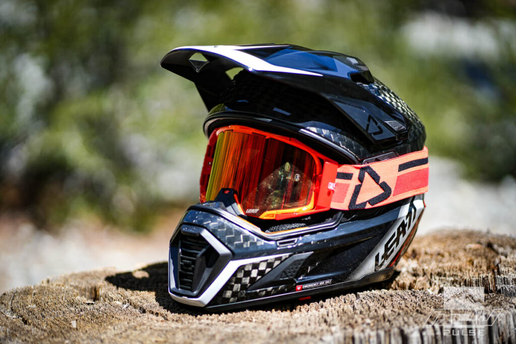 Leatt 9.5 Carbon ADV Helmet