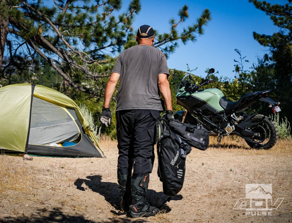 Mosko Moto Alpine 60L grab test