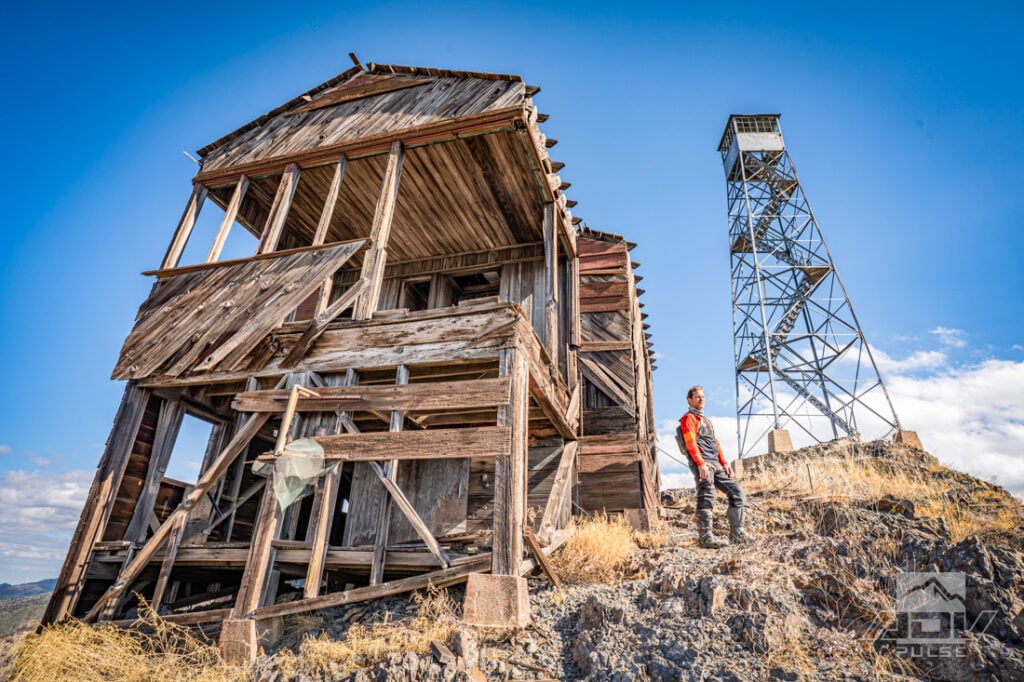 Trumbull Peak lookout
